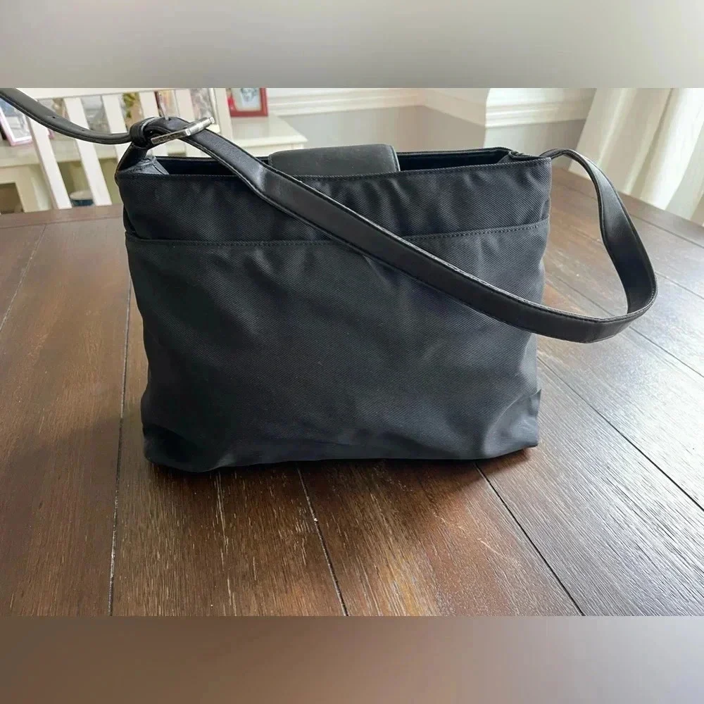 Vintage Coach shoulder bag